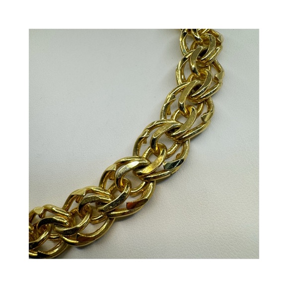 Trifari vintage gold tone chunky mob wife chain necklace - Picture 8 of 11